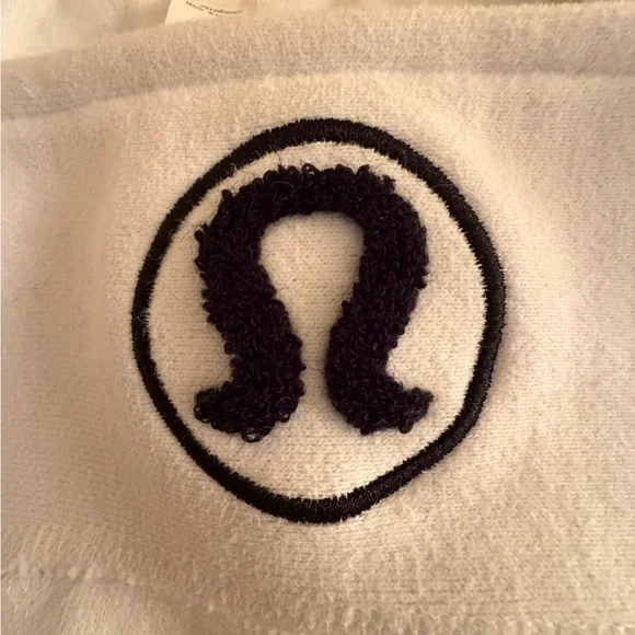 Lululemon Scuba Hoodie II – Rare Polka Dot Fade – Size 10 - Picture 5 of 10